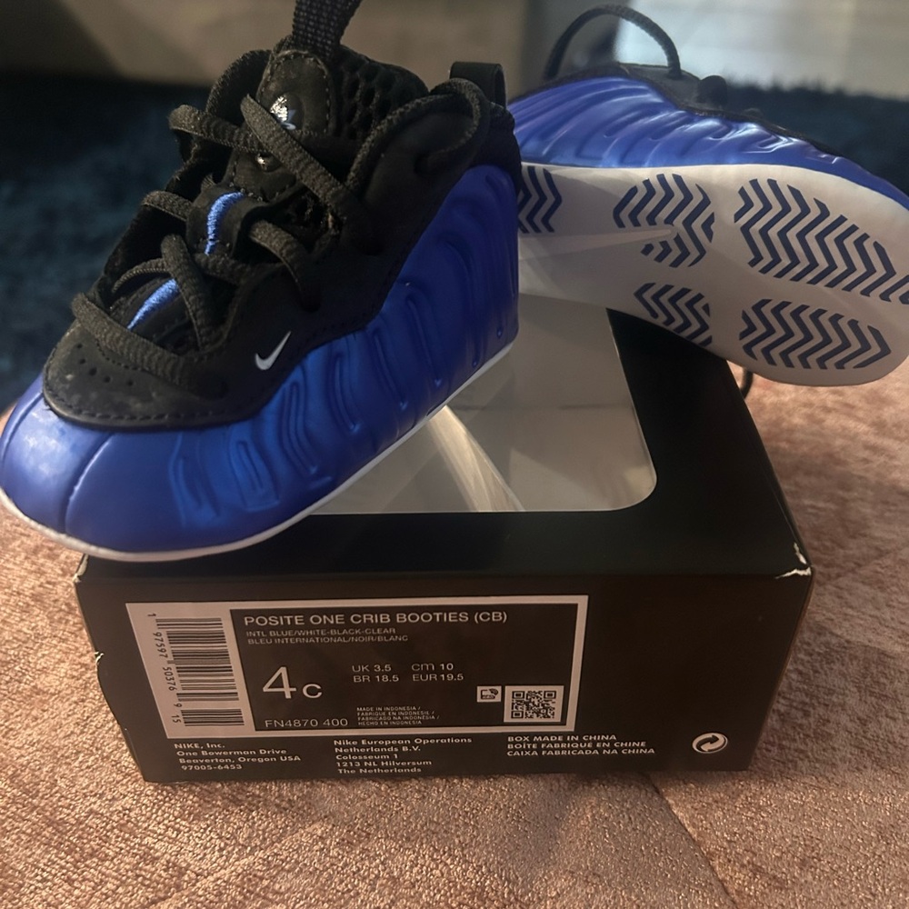 Nike Kids Posite One Crib Booties - Black and Blue